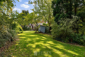11 Weston Road